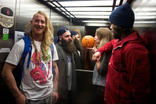 hhICCJp11mUREqSw18Vdw3zvZzKamBRxMuwAH0f0O1o