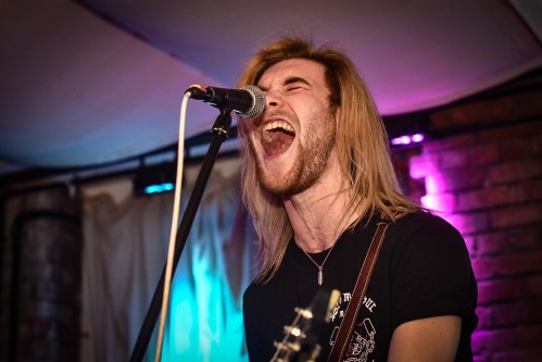 61739398-a7c4-4c1b-b57d-e9a1b9cfb139